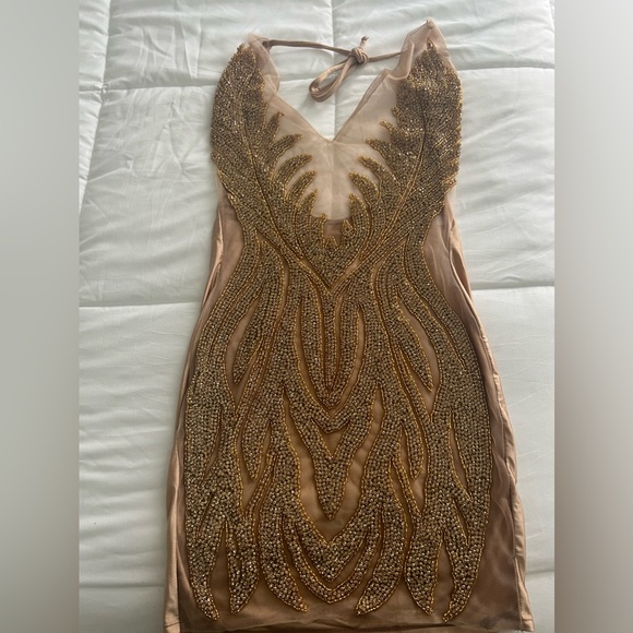 Radiant by KingofStyle- Gold halter sequin mini dress - Picture 2 of 5